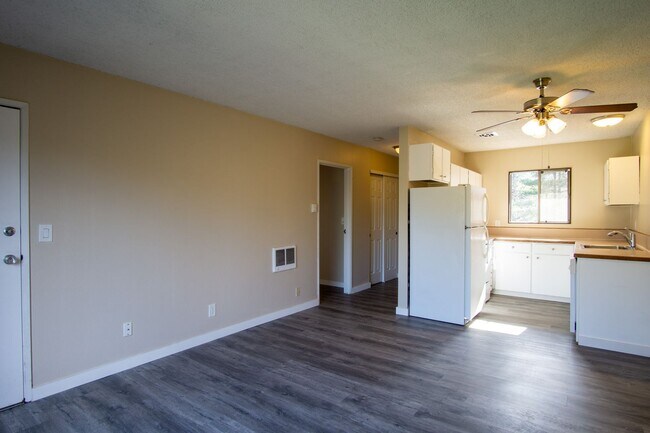 Foto del edificio - 1245 SW Grover St