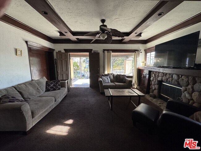 Building Photo - 147 N Dillon St