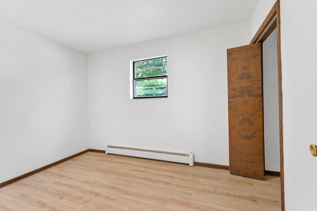 Foto del edificio - 3908 Frederick St