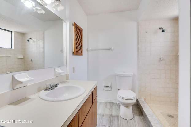 Foto del edificio - 664 Radnor Ln