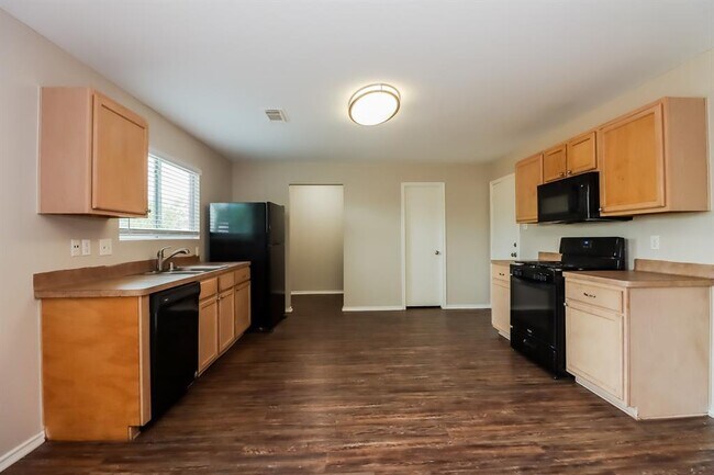 Foto del edificio - 7722 Galleon Field Ln