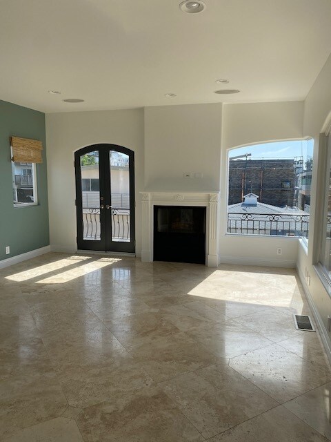 Building Photo - 229 23rd St