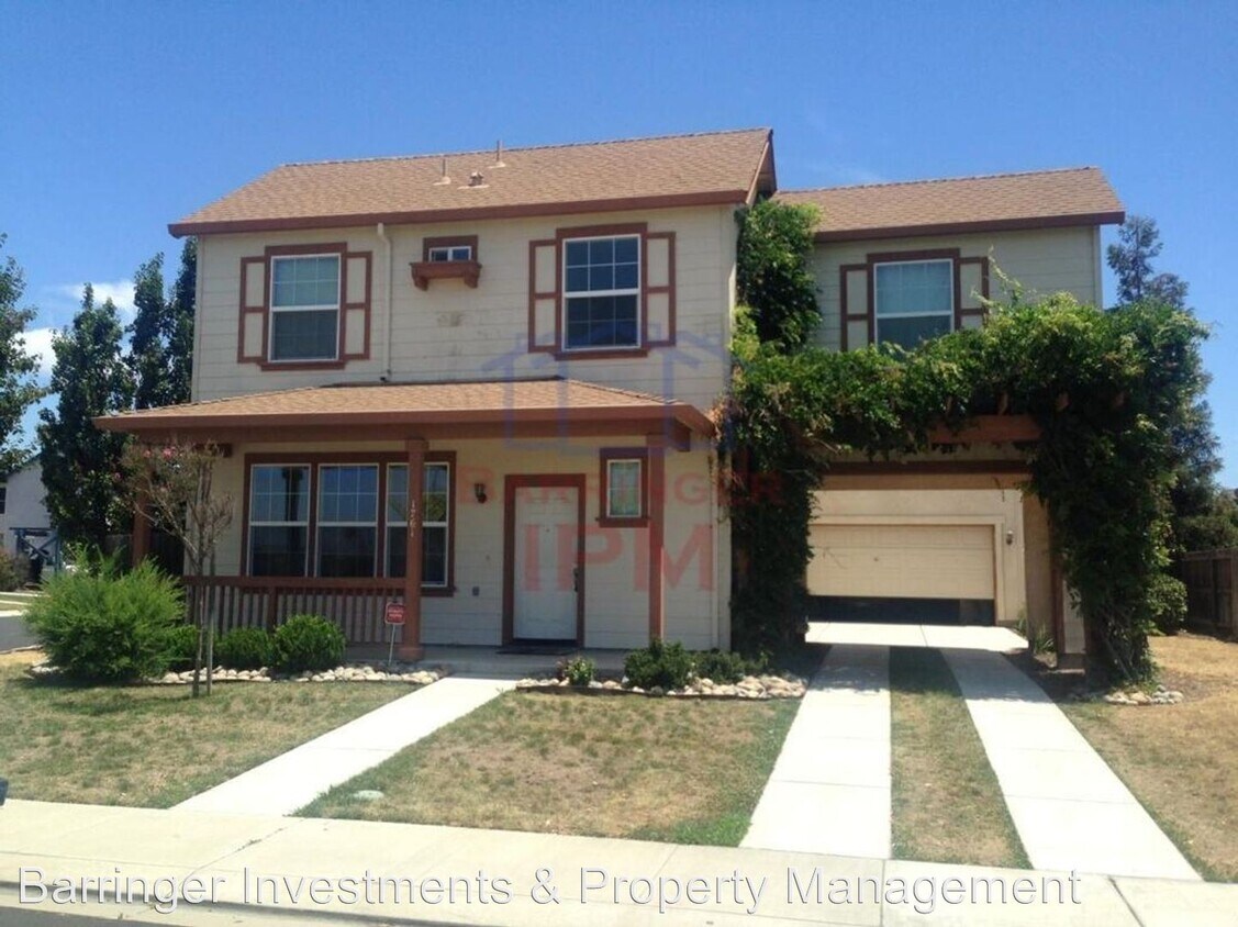 5 br, 3.5 bath House 1761 Nicol Way House Rental in Manteca, CA