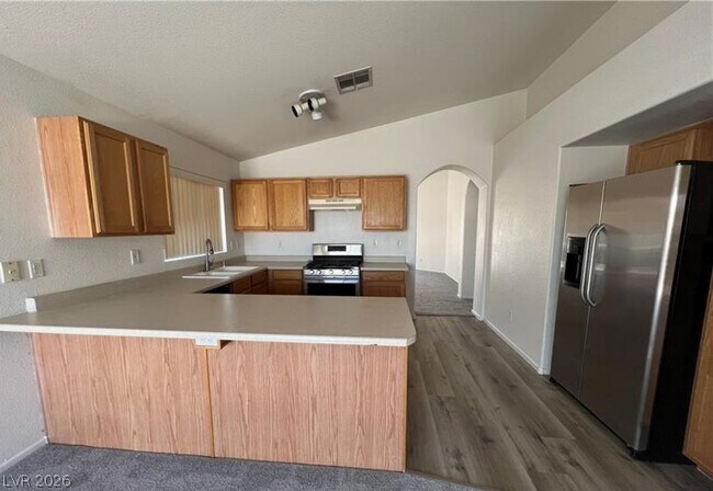 Foto del edificio - 9584 Bandera Creek Ave