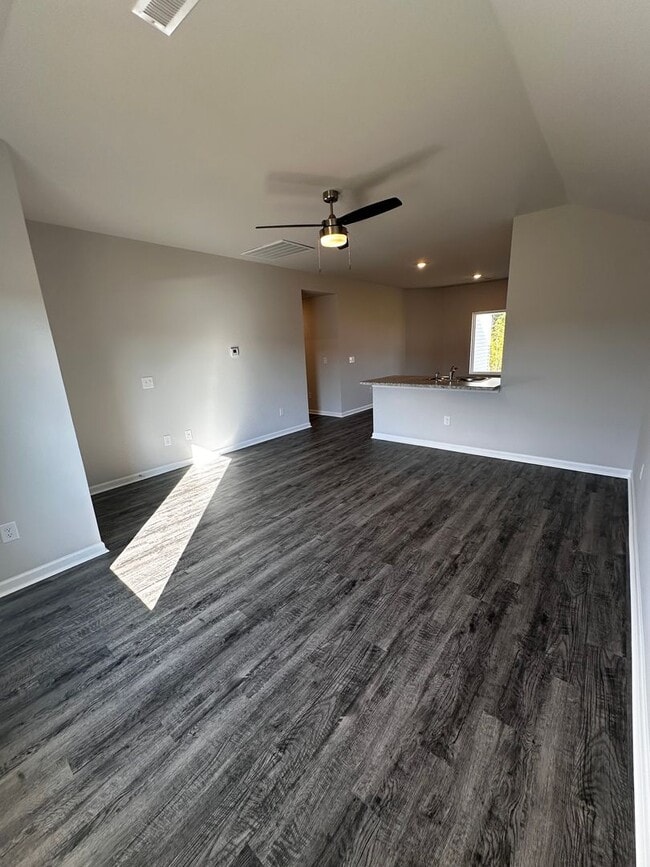 Building Photo - 2025 New Build Home for Rent!