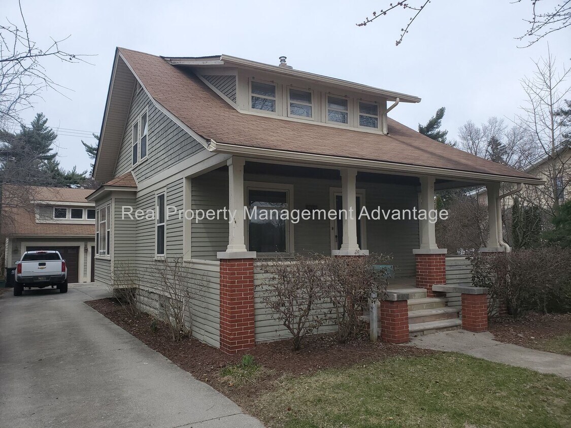 Foto principal - Craftsman Style, Modern Amenities Steps fr...