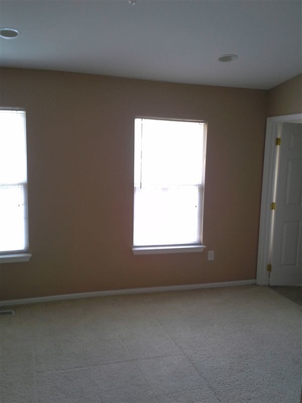 Building Photo - 2 br, 2.5 bath Condo - 22710 Goddard Rd 22...