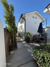 Building Photo - 709 Rudman Dr