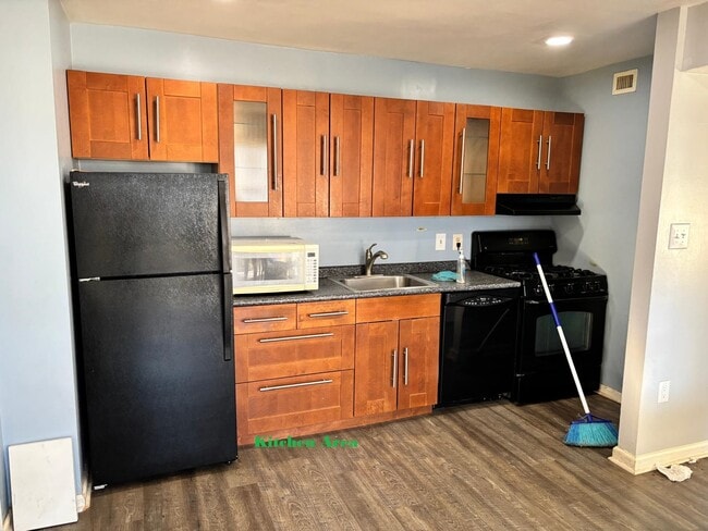 Photo - 1550 Renate Dr Apartment