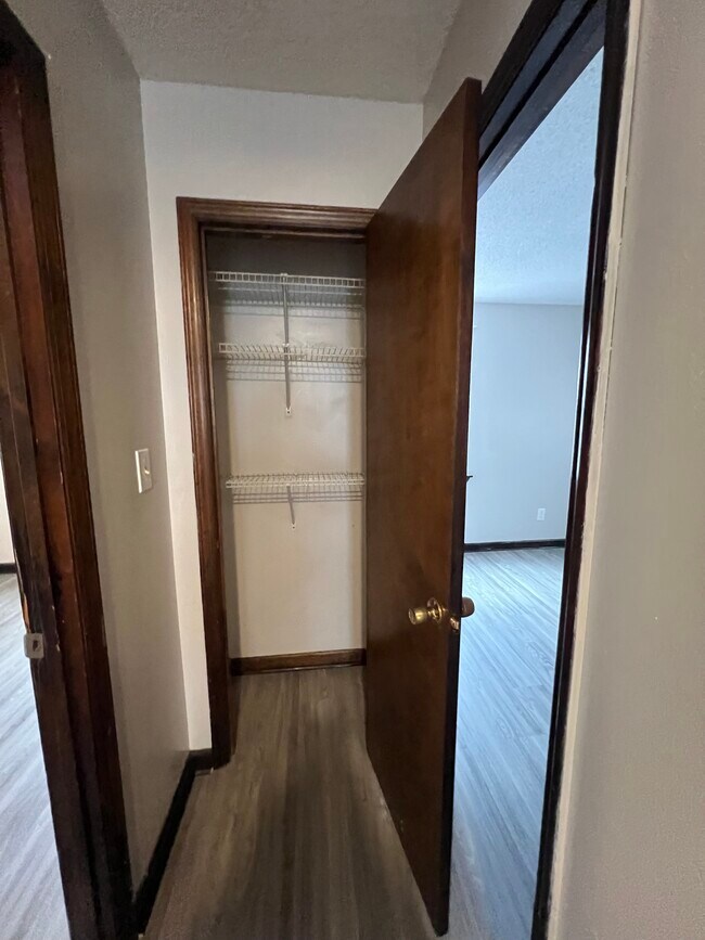 Foto del edificio - 126 Hampton Dr