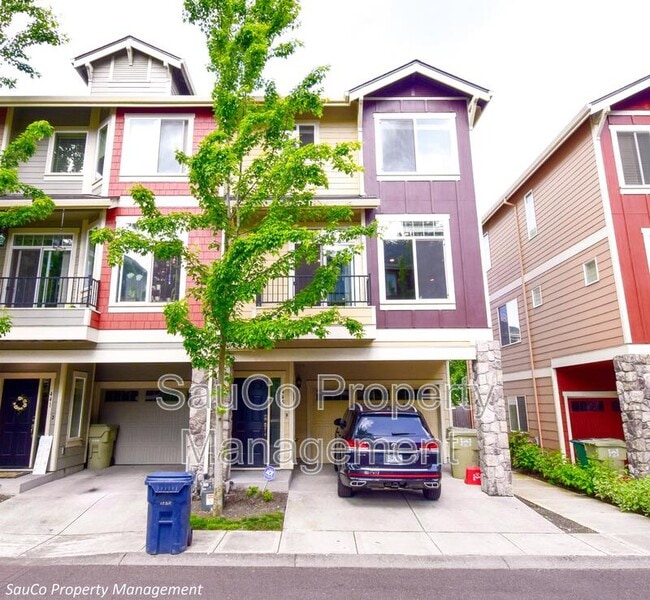 Building Photo - 445 NE Tork Pl