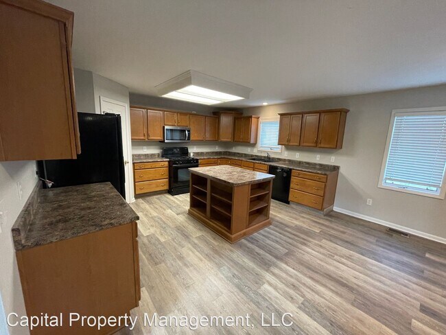 Foto del edificio - 4 br, 2.5 bath House - 15015 Knobcone Court