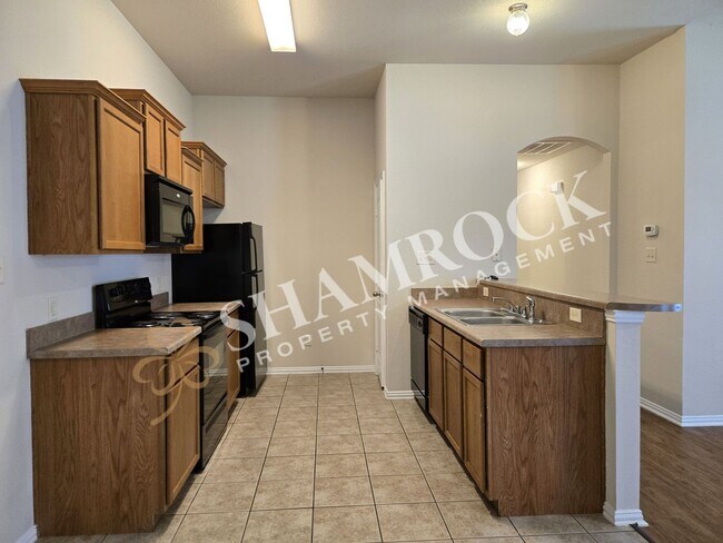 Foto del edificio - Sunwest Village Duplex