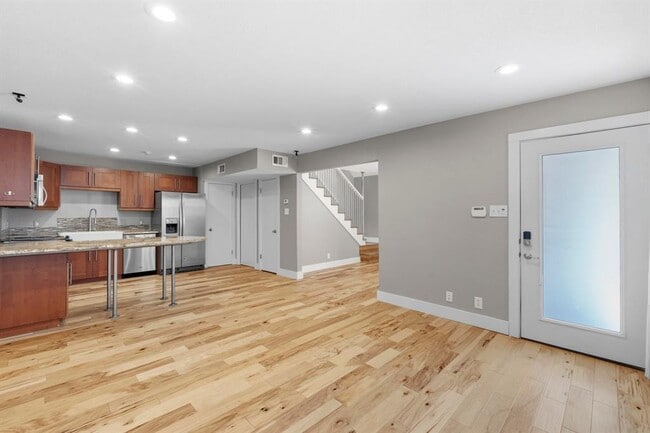 Building Photo - 1101 Shoal Creek Blvd