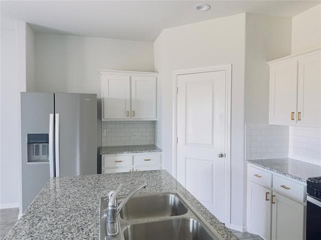 Building Photo - 8460 Big Apple Dr