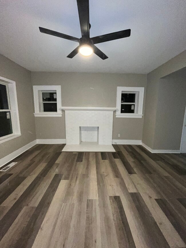 Building Photo - 1523 Olympian Way SW