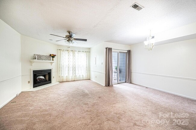 Foto del edificio - 617 College Ave SW