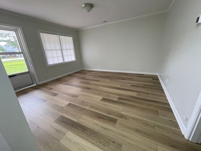 Foto del edificio - 1408-A N. Berkeley Blvd. Goldsboro, NC 27534