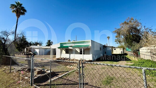 Foto del edificio - 334 N 83rd St