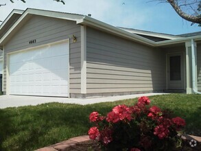 Building Photo - 4003 Rockwood Dr