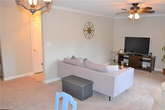 Building Photo - 1040 Spotswood Ave