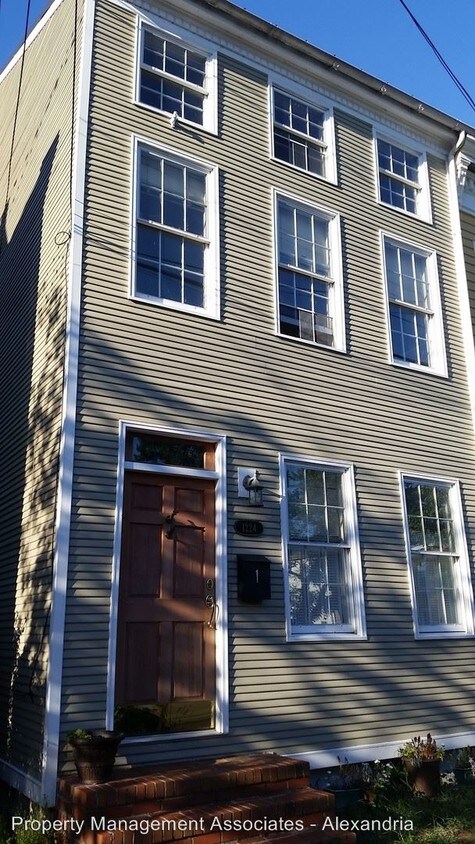 Primary Photo - 1224 Prince St