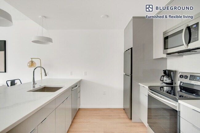 Foto del edificio - 4109 E 10th Ave