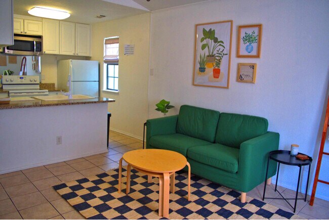 Foto del edificio - 4803 Hamilton Wolfe Rd