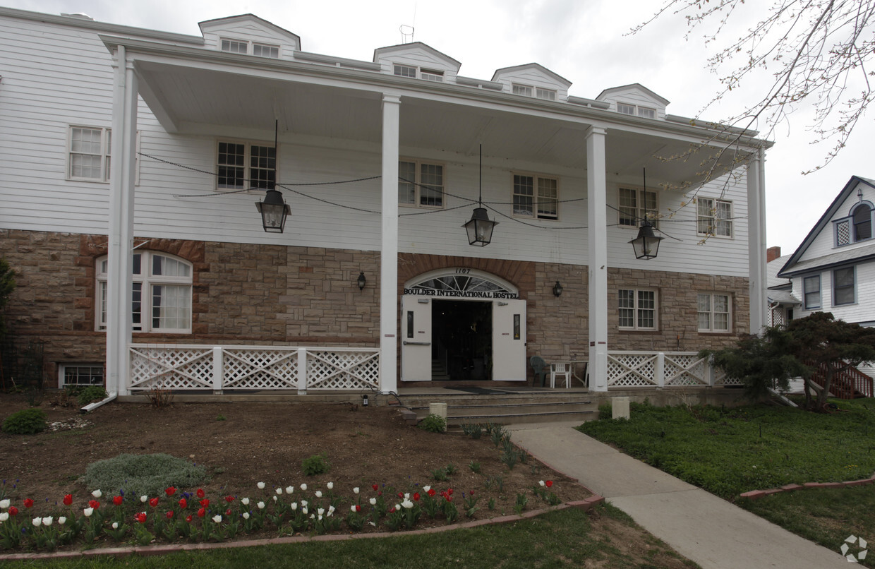 Foto del edificio - Boulder International Hostel