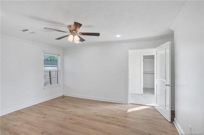Building Photo - Beautifully Updated 4B/2B Home in Sulphur