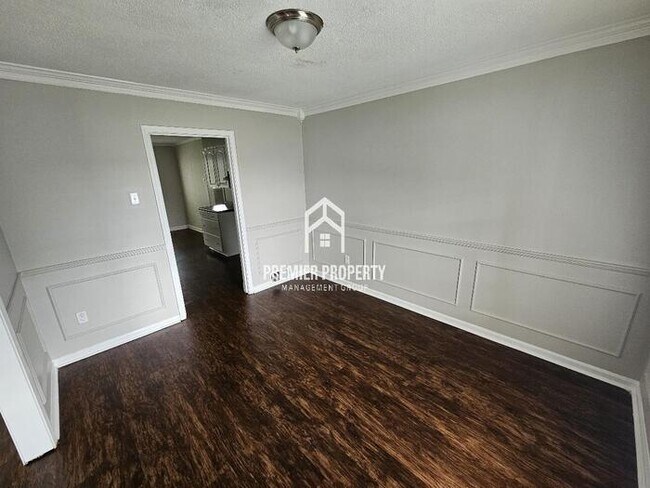 Foto del edificio - 5910 Grosvenor Ave