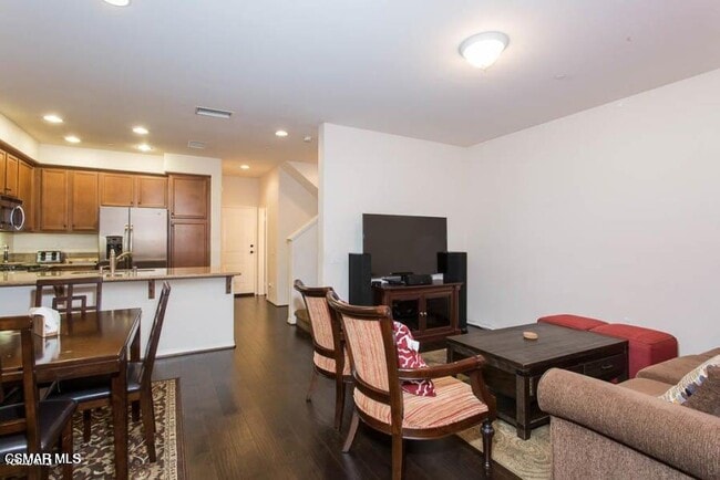 Foto del edificio - 1654 Heywood St