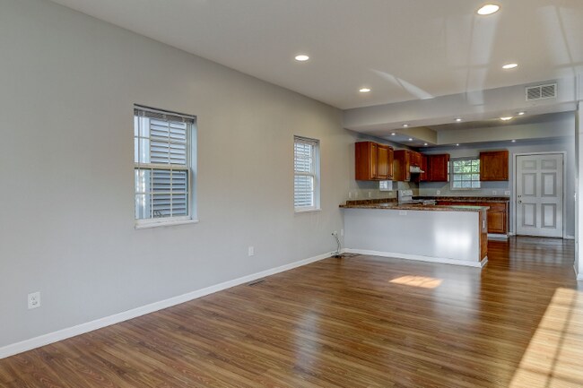 Foto del edificio - 3206 Pillsbury Ave