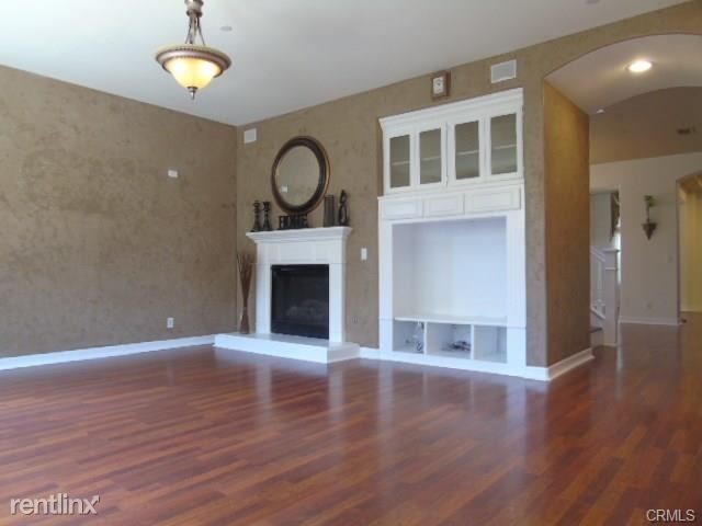 Building Photo - 5 br, 4 bath House - 17962 Point Reyes St