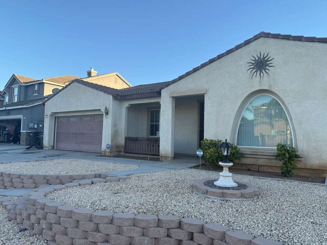 Foto del edificio - Nice home in newer community