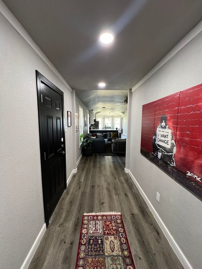 Photo - Spacious 4BR House in Dallas