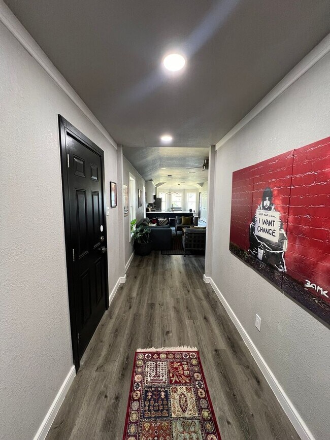 Foto del edificio - Spacious 4BR House in Dallas