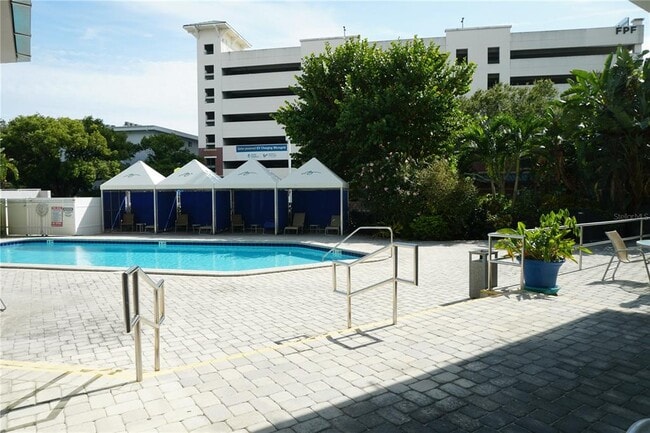 Foto del edificio - 470 3rd St S