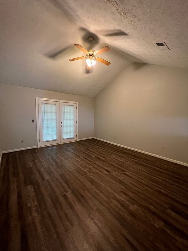 Building Photo - 3bed/2bath in Northpoint Subdivision