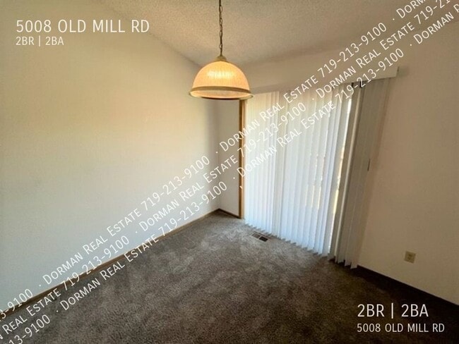 Building Photo - 2 bed, 2 bath home!