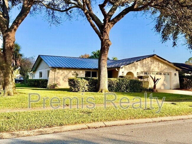 Photo - 2381 Timbercrest Cir W House