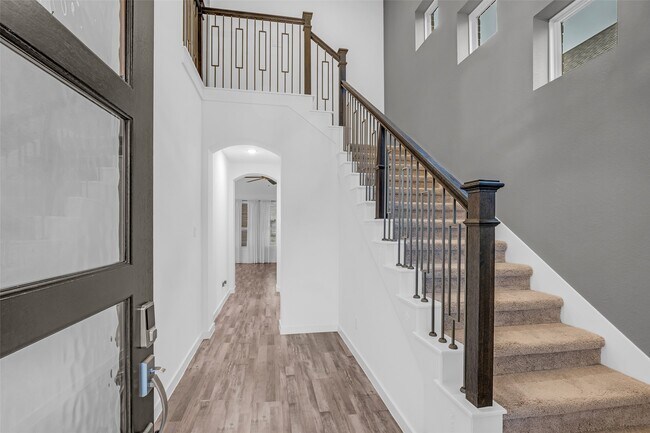 Foto del edificio - 7392 Mount Greylock Lp