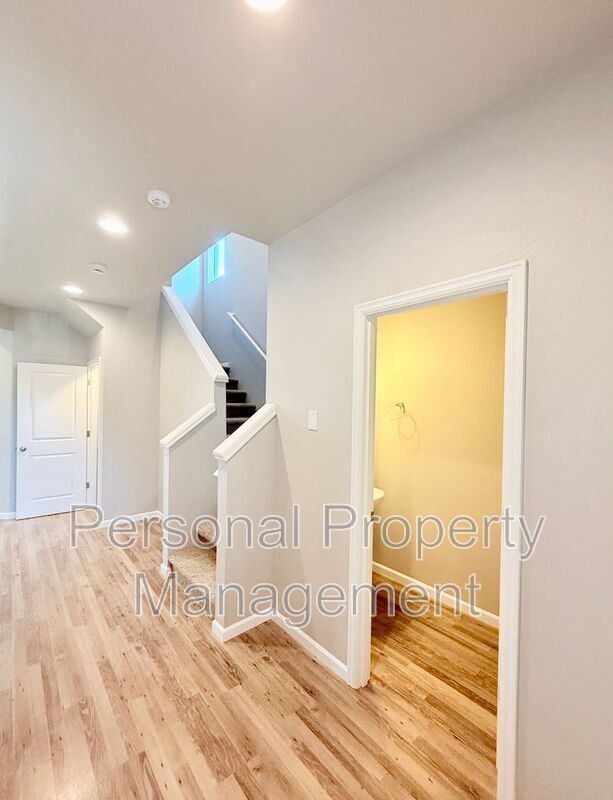 Foto del edificio - 2727 S White Salmon Dr