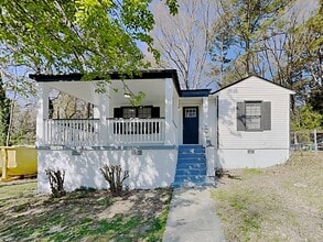 Building Photo - 512 Aberdeen Dr NW