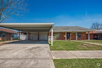 Building Photo - 2307 E Martha Ln