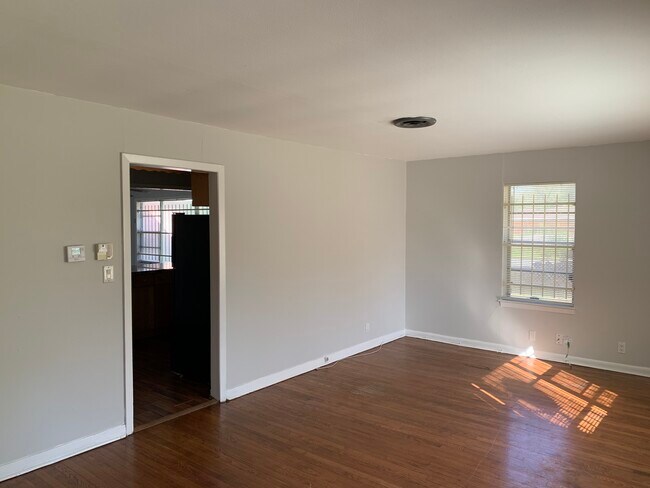 Front Room - 62 Dattner Rd