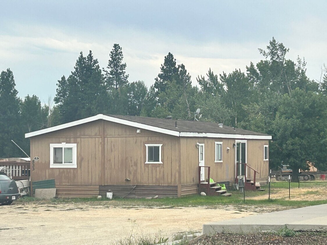 Foto principal - 3 bed 2 bath Home in Hamilton