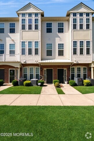 Building Photo - 43 Kyle Dr