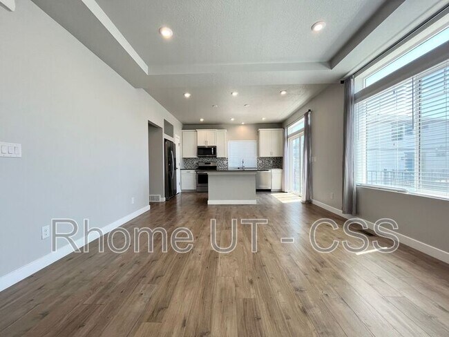 Building Photo - 2415 N 3130 W