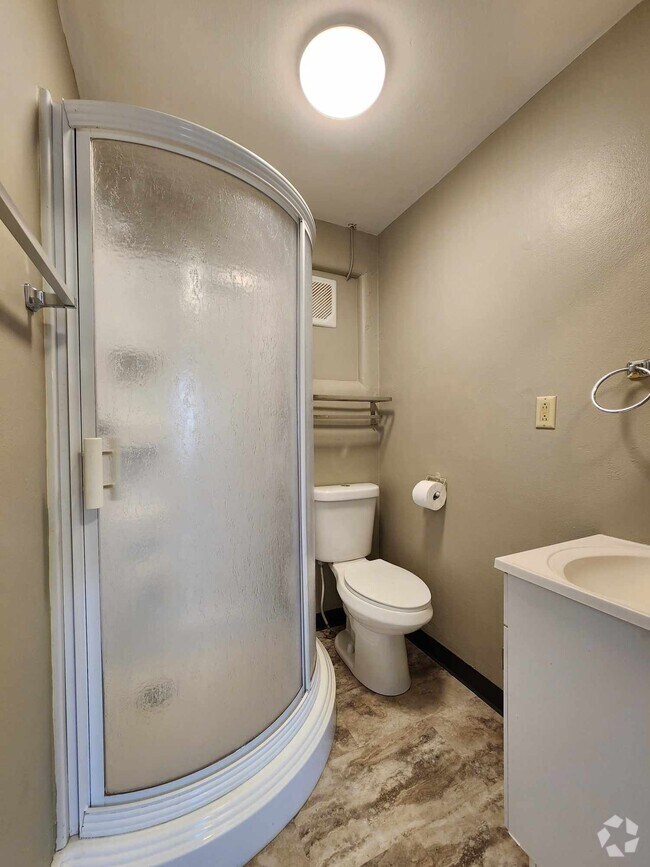 Apartments For Rent in Lyons KS 2 Rentals